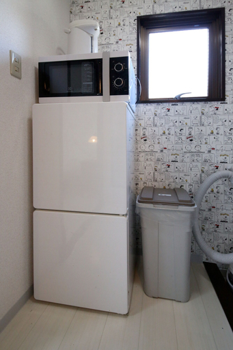 Others 5, EX Fuse Apartment 1A, Osaka
