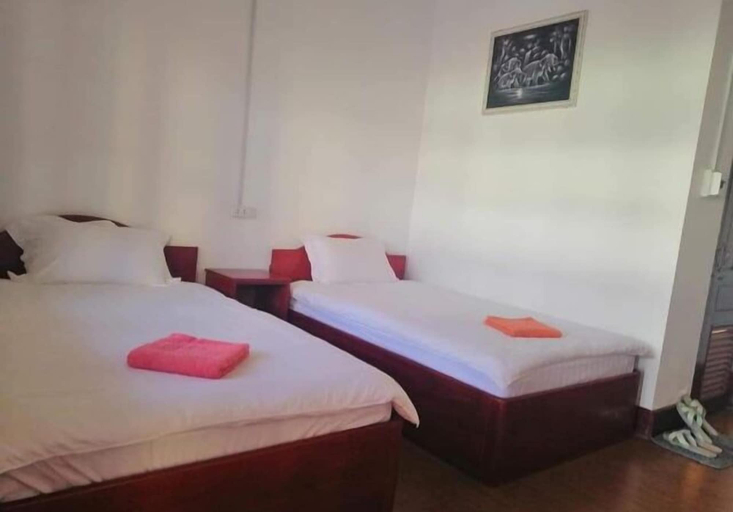 Bedroom 2, Jennida 2, Pek
