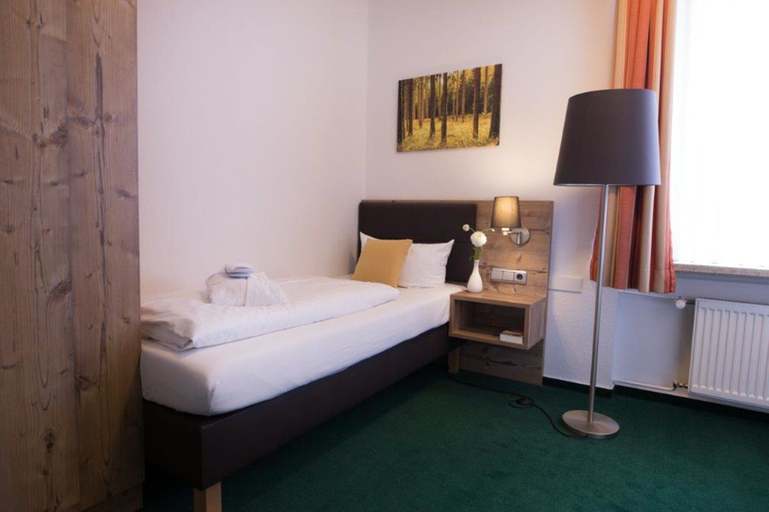 Bedroom 4, BSW - Erlebnishotel Festenburg, Goslar