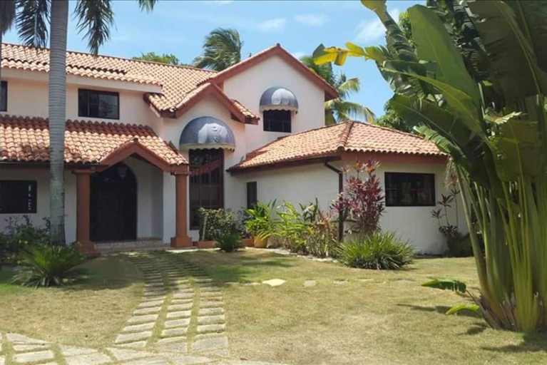 Exterior & Views 2, Spacious Oceanfront Villa, Sosua