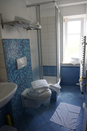Bathroom 4, Art-Hüs, Nordfriesland
