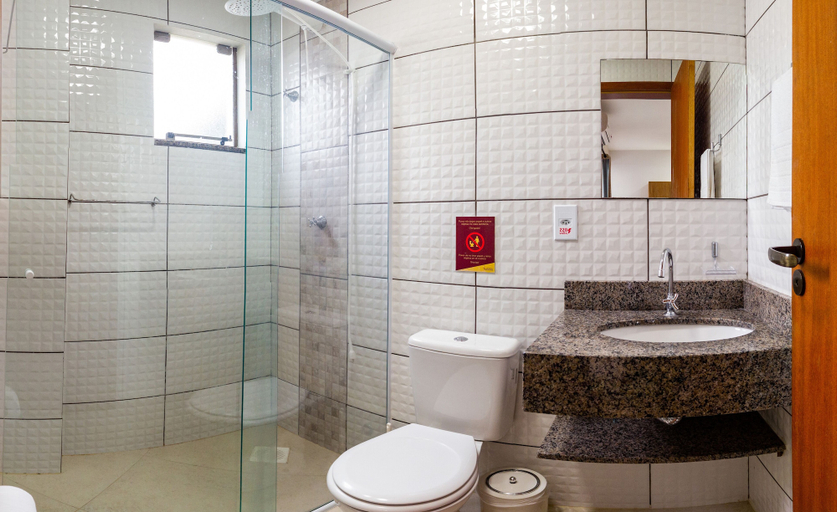 Bathroom 3, Canto Dos Passaros Flat Canasvieiras, Florianopolis