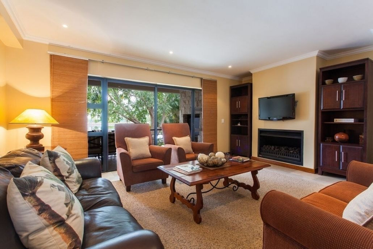 Others 4, Valley Golf Lodges, Cape Winelands