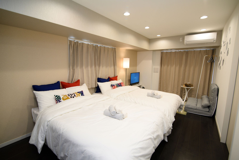 Bedroom 4, Hotel Central Yokohama, Yokohama