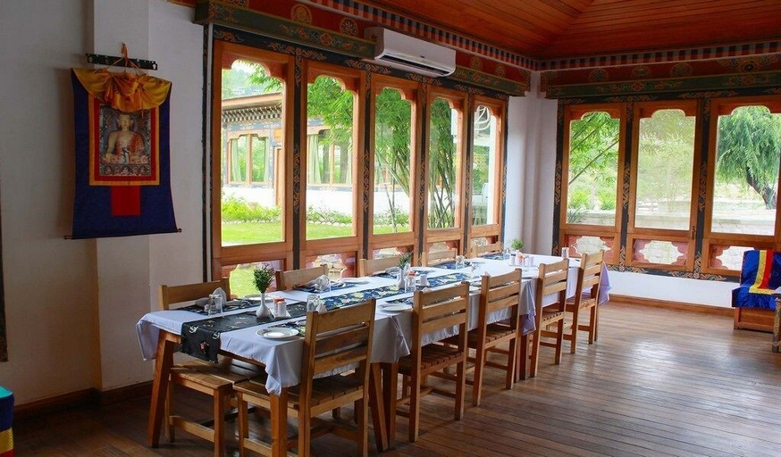Food & Drinks 4, Damchen Resort, Guma