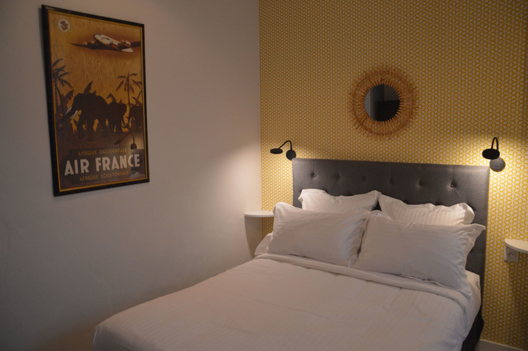 Bedroom 4, Hotel Castellamar, Var
