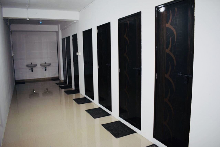 Others 5, Peters Inn - Hostel, Ernakulam