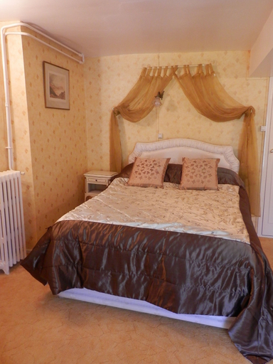 Bedroom 3, Château Ardilleux, Deux-Sèvres