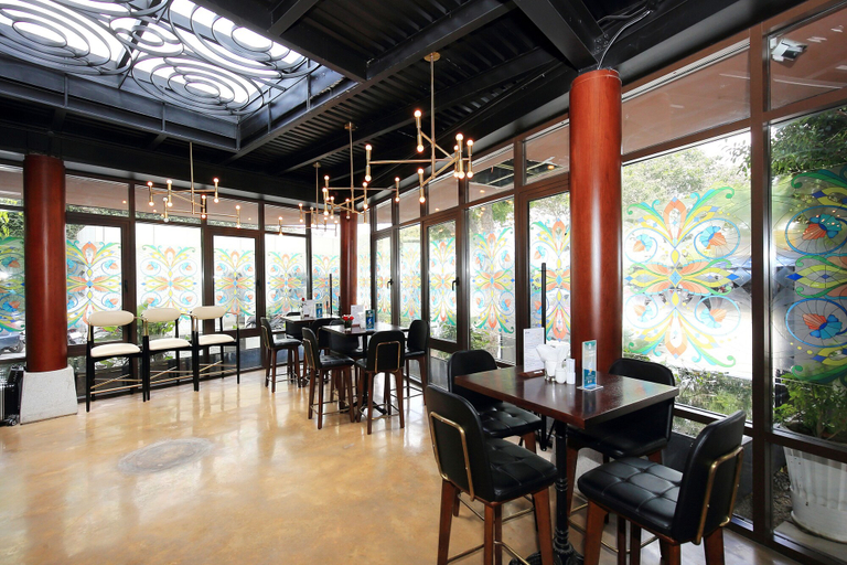 Food & Drinks 5, Glenwood Residences, Ho Chi Minh City