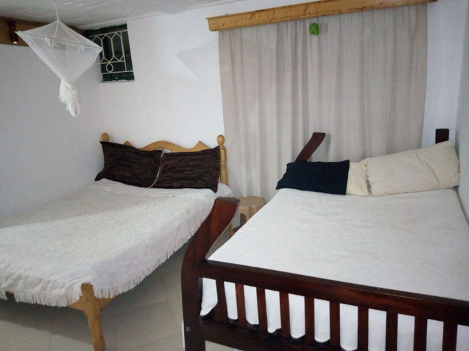 Bedroom 4, Maasai Backpackers Home, Fort Portal
