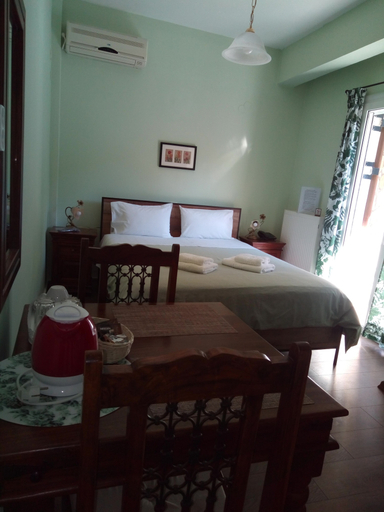 Bedroom 4, Mansion of Kertezis, West Greece