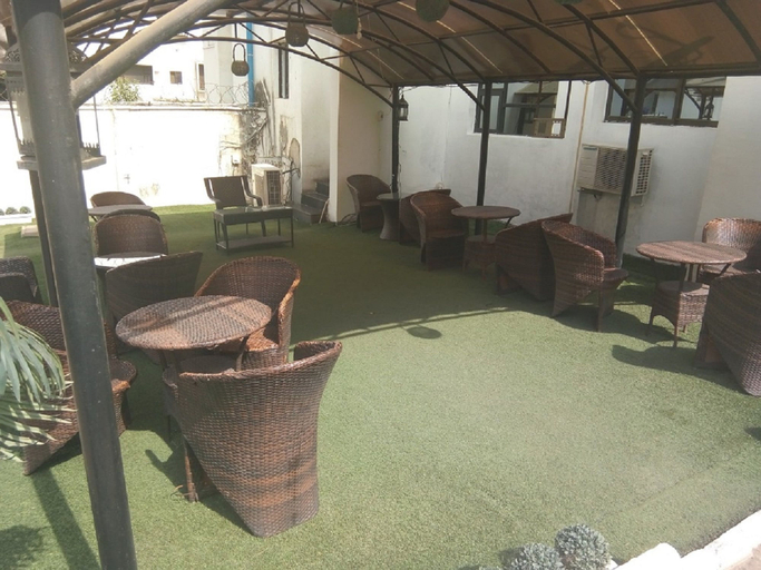 Others 5, Jat Suites, AbujaMun