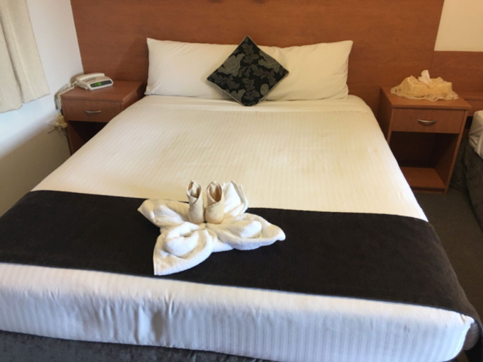 Bedroom 3, Bridge View Motel, Wyong - North-East