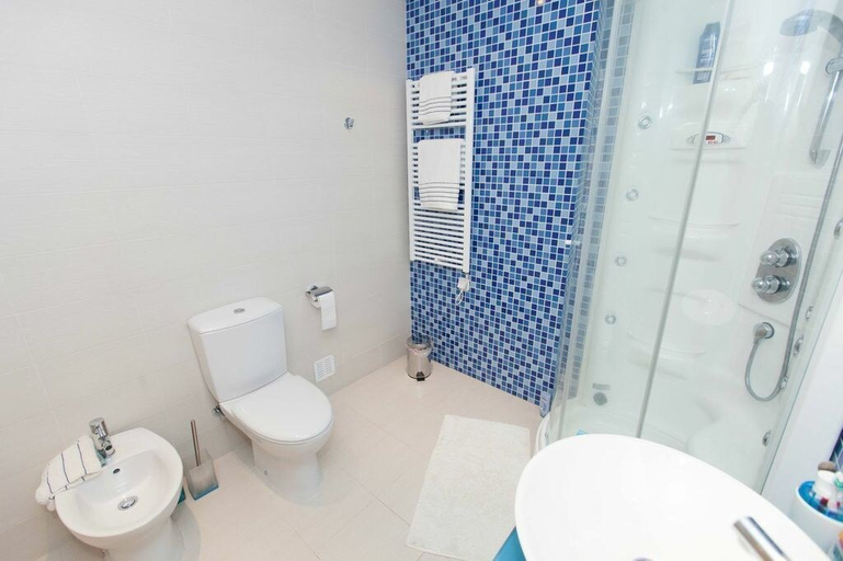 Bathroom 4, VilamouraSun Aquamar 012, Loulé