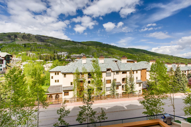Exterior & Views 2, Centennial 2 Bedroom Condo Unit 11, Eagle