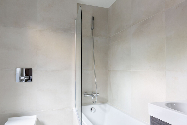 Bathroom 3, Heart of Camden, London
