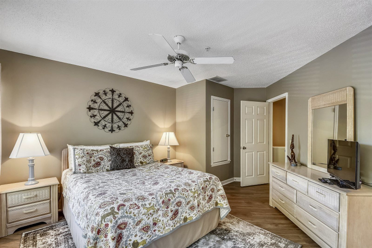 Bedroom 3, Ocean Breeze 47, Beaufort