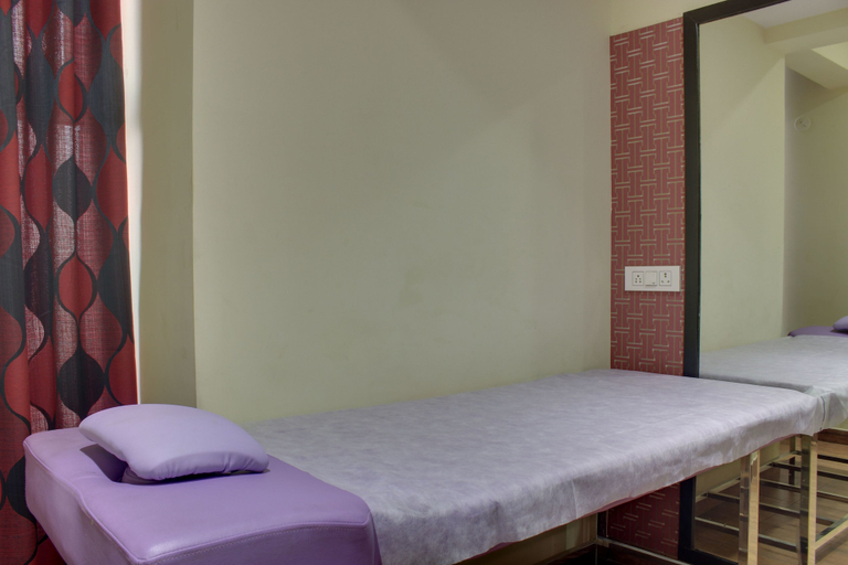 Bedroom 3, SRT Alpines, Bangalore
