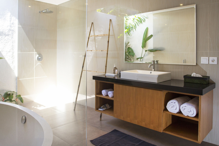 Bathroom 4, Bunga Neil Villa, Badung