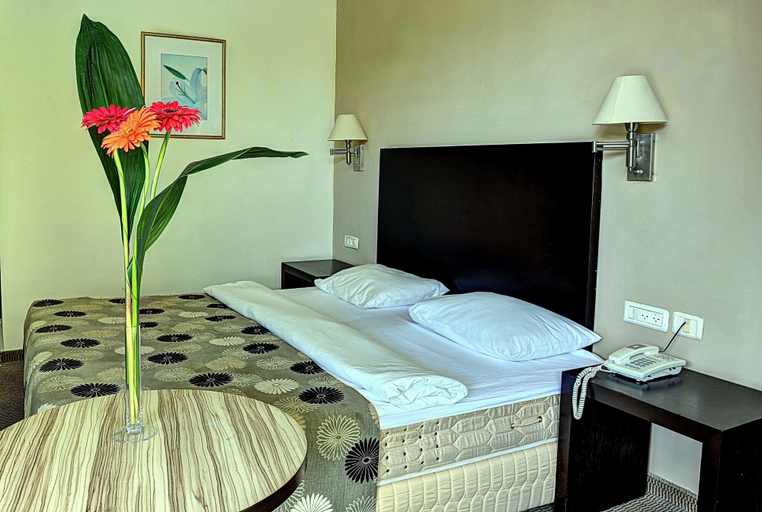 Bedroom 3, Carlton Hotel Nahariya