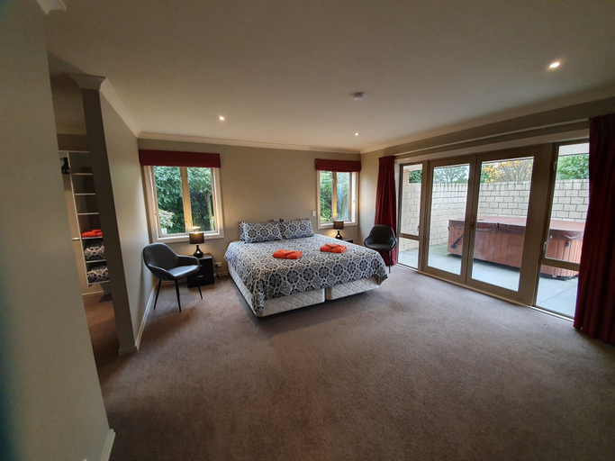 Bedroom 3, Claremont Country Lodge B&B, Selwyn