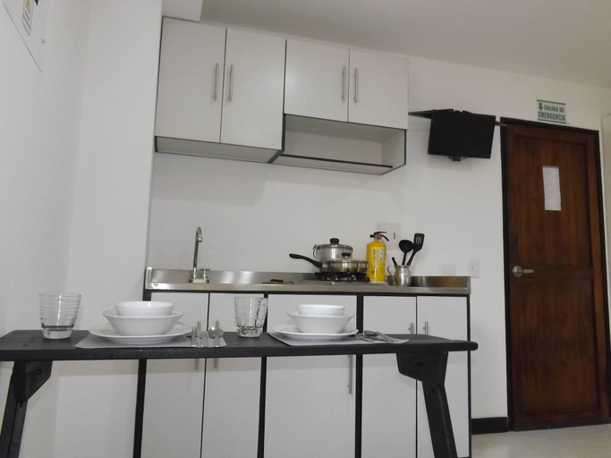 Others 5, Edificio Angelo, Cartago
