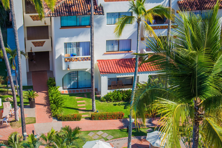 Exterior & Views 2, Plaza Pelicanos Grand Beach Resort - All Inclusive, Puerto Vallarta
