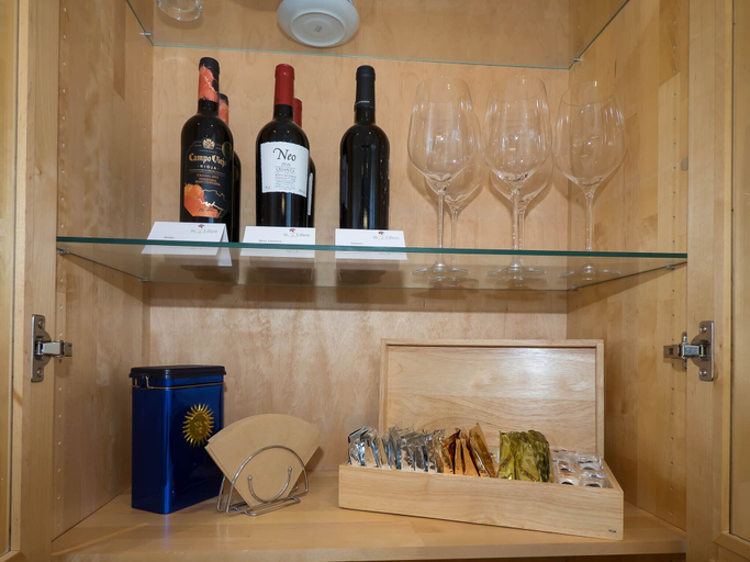 Food & Drinks 5, 16 Lilien - Apartment Wohnung, Rems-Murr-Kreis