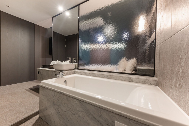 Bathroom 3, Seosan Browndot Hotel, Seosan