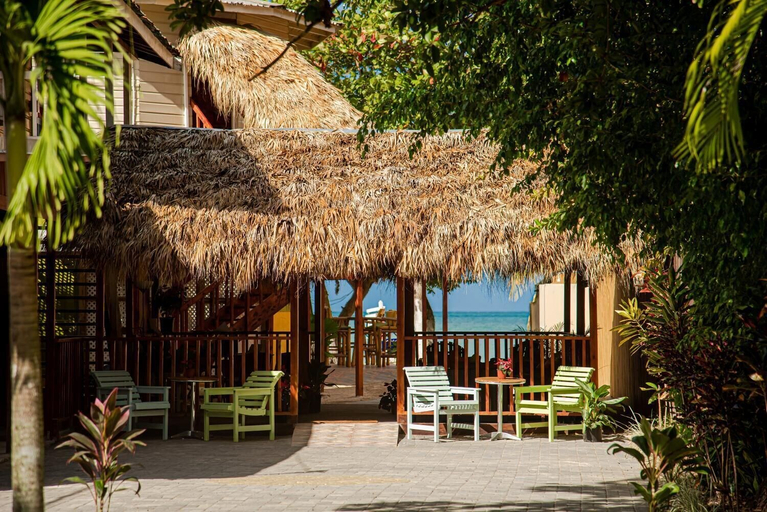 Food & Drinks 3, Xye   Resort