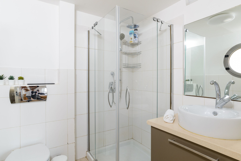 Bathroom, The ambassador unique luxury home