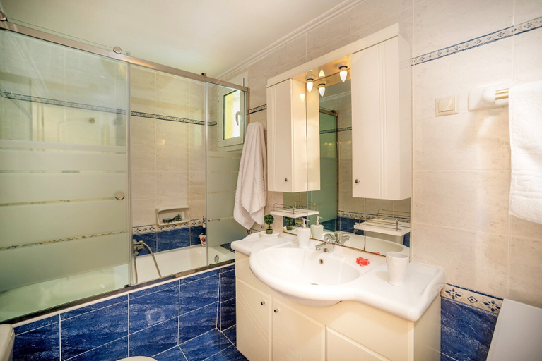 Bathroom 3, Kardaris Villa, Ionian Islands