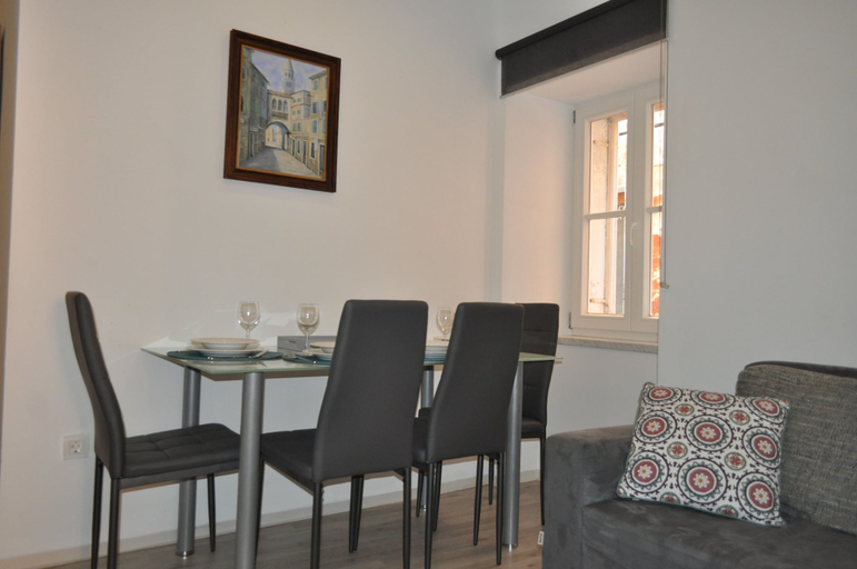 Others 5, Apartment Nana, Piran