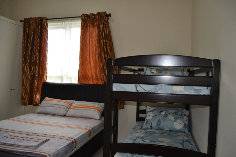 Bedroom 2, Apartment Carola B 711 at Pico de Loro, Nasugbu