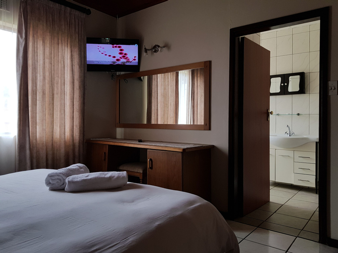 Bedroom 3, Port Edward Holiday Resort, Ugu