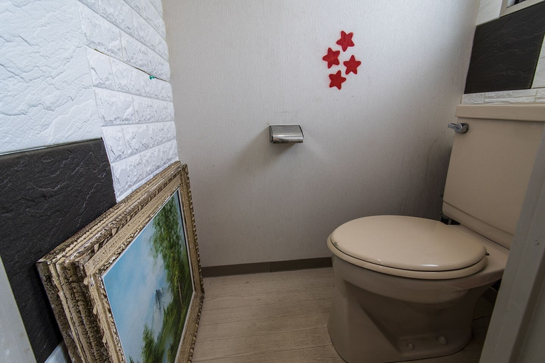 Bathroom 3, Shinsaibashi Su Casa Apartment, Osaka