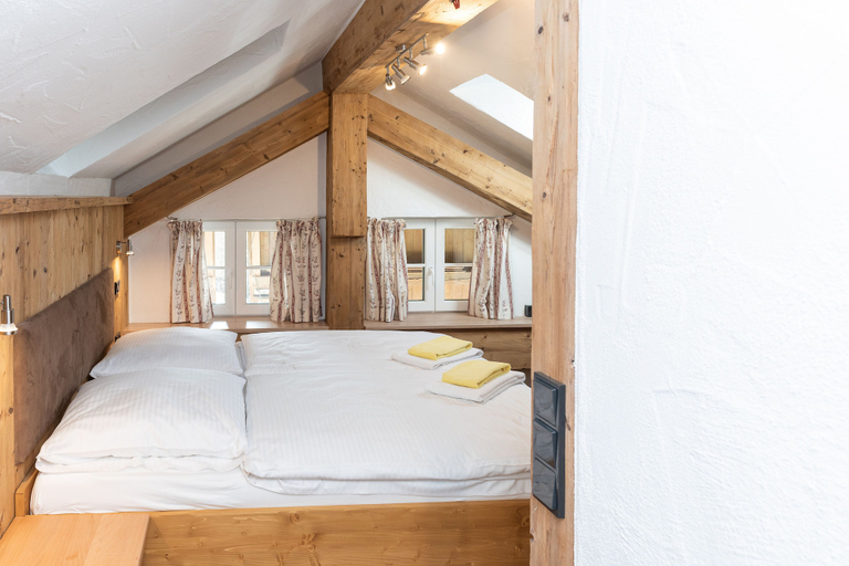 Bedroom 3, Die Bruckmühle, Miesbach