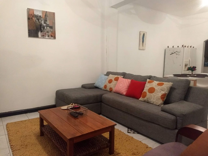 Others 3, Suite Regina 94, Mexico City