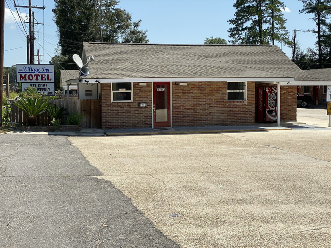 Exterior & Views 2, The Village Inn, Livingston