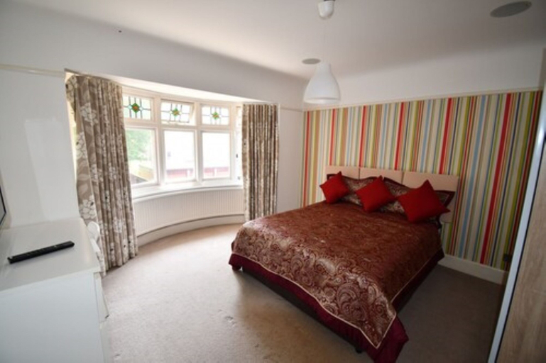 Bedroom 2, Turay Holiday Villa, Bournemouth