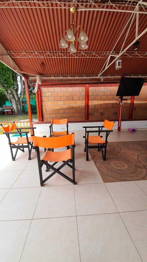 Others 5, Los Alpes, La Tebaida