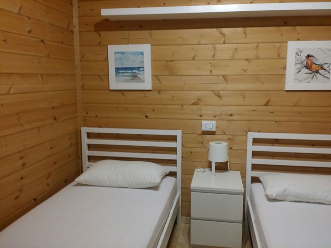 Bedroom 2, Camping Dal Pino, Massa Carrara