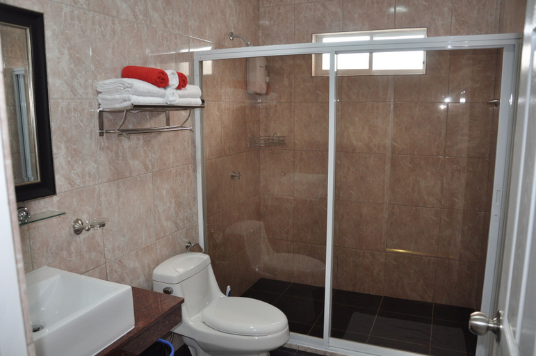 Bathroom 4, Olivia Resort Homes, Panglao