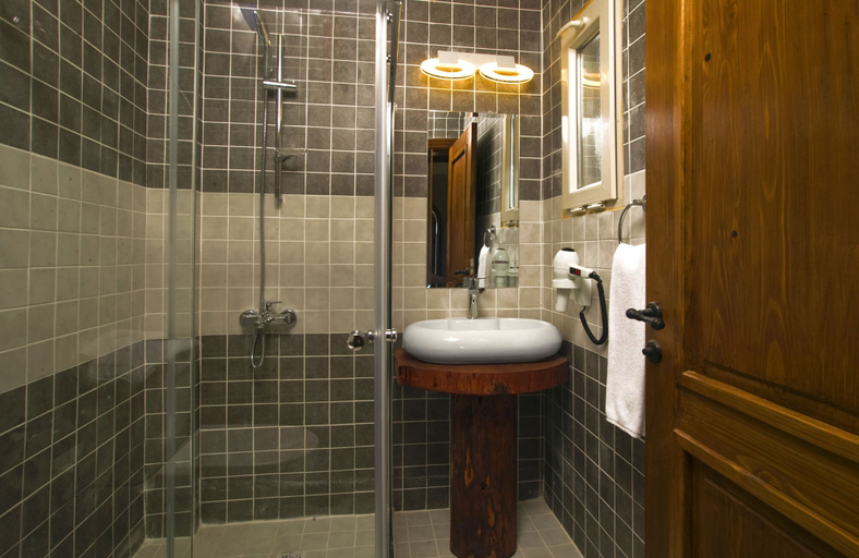 Bathroom 5, Casa Sevilla Alacati, Çeşme