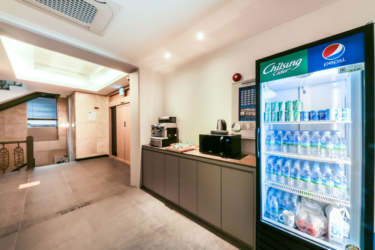 Food & Drinks 5, Hotel N7 Daejeon Bus Terminal, Dong