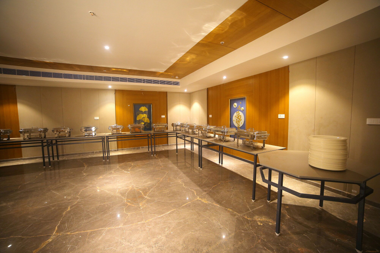Food & Drinks 5, Comfort Inn Kaikaluru, Krishna