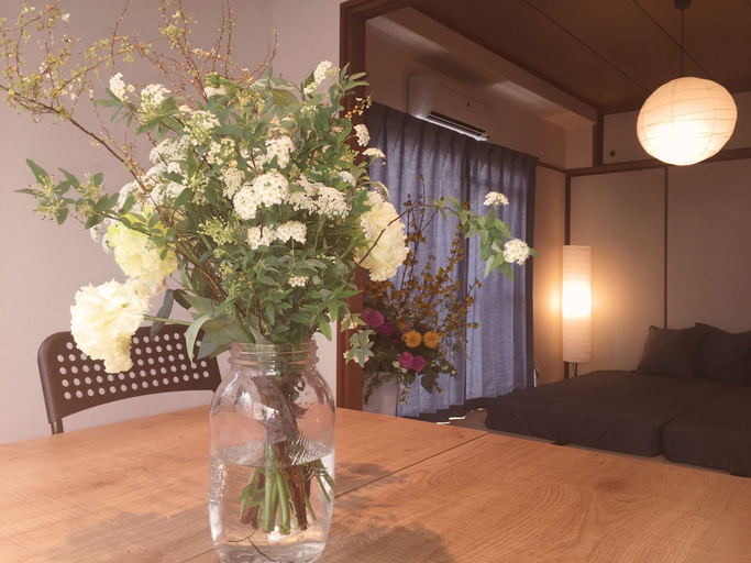 Others 5, Daikoku House, Osaka