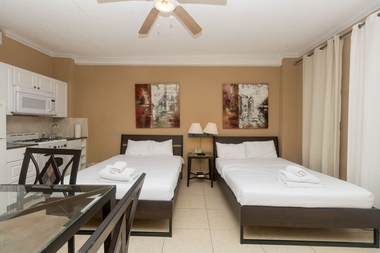 Bedroom 1, 515 Studio Hollywood Beach, Broward