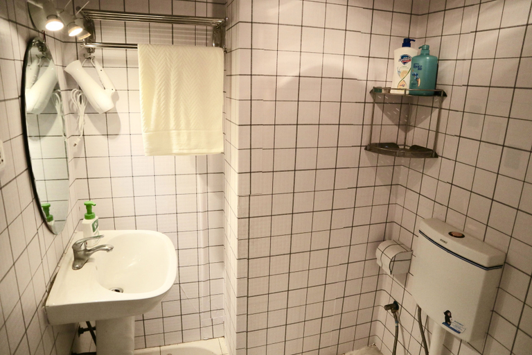 Bathroom, Qing Apartment Fun Things, Chongqing