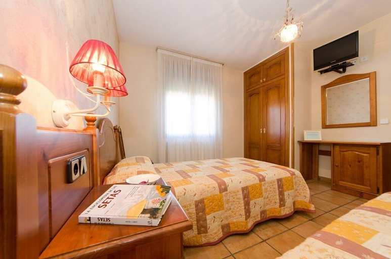 Bedroom 2, Casa Puyuelo, Huesca